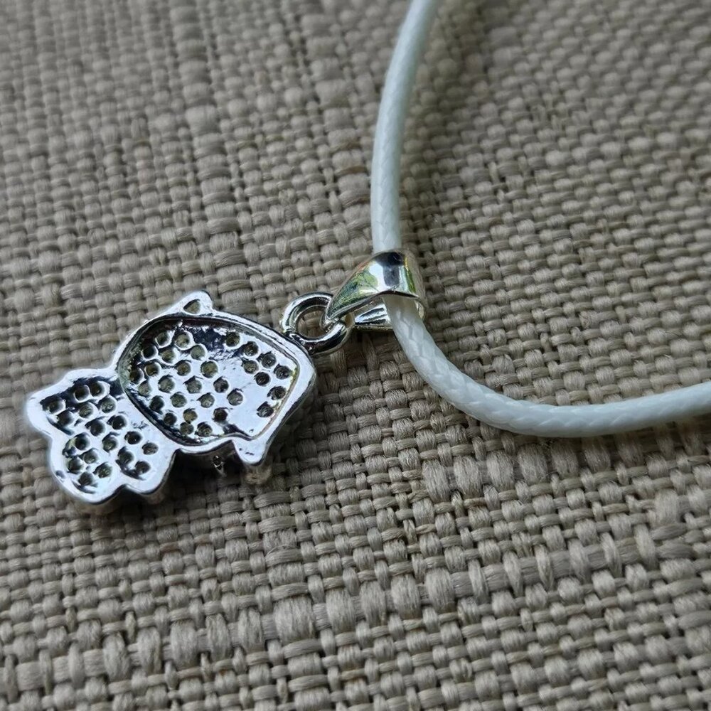 Women Necklace Silver Tone Crystals Accent Kitty Pendant Fashion Jewelry - Picture 9 of 9